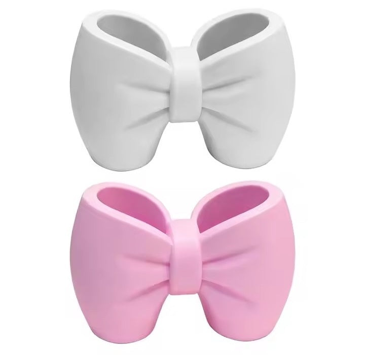 Bow-Tie Shaped Make-up Brushes  Toothbrushes Holder